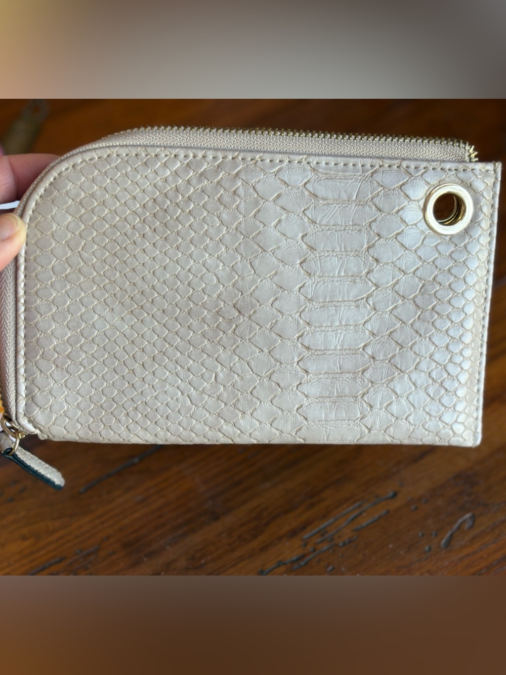 Kate Landry Cream Snake-Embossed Zip wristlet/Wallet in cream colorway NWOT
